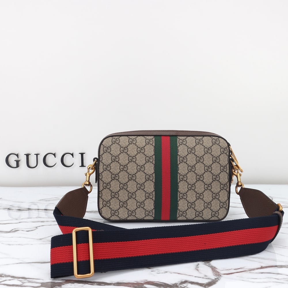 Designer Crossbody/Belt Bag w/ Zipper Closure