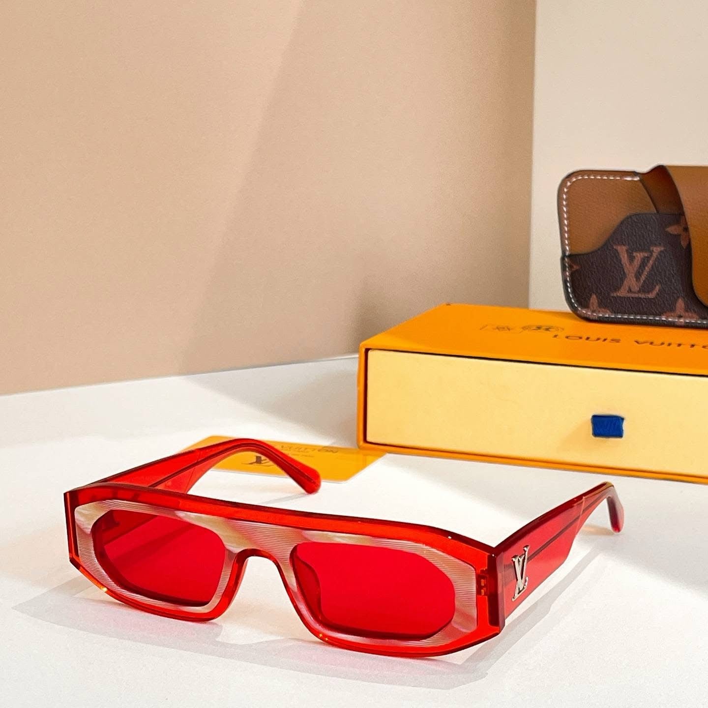 Designer Pilot Sunglasses
