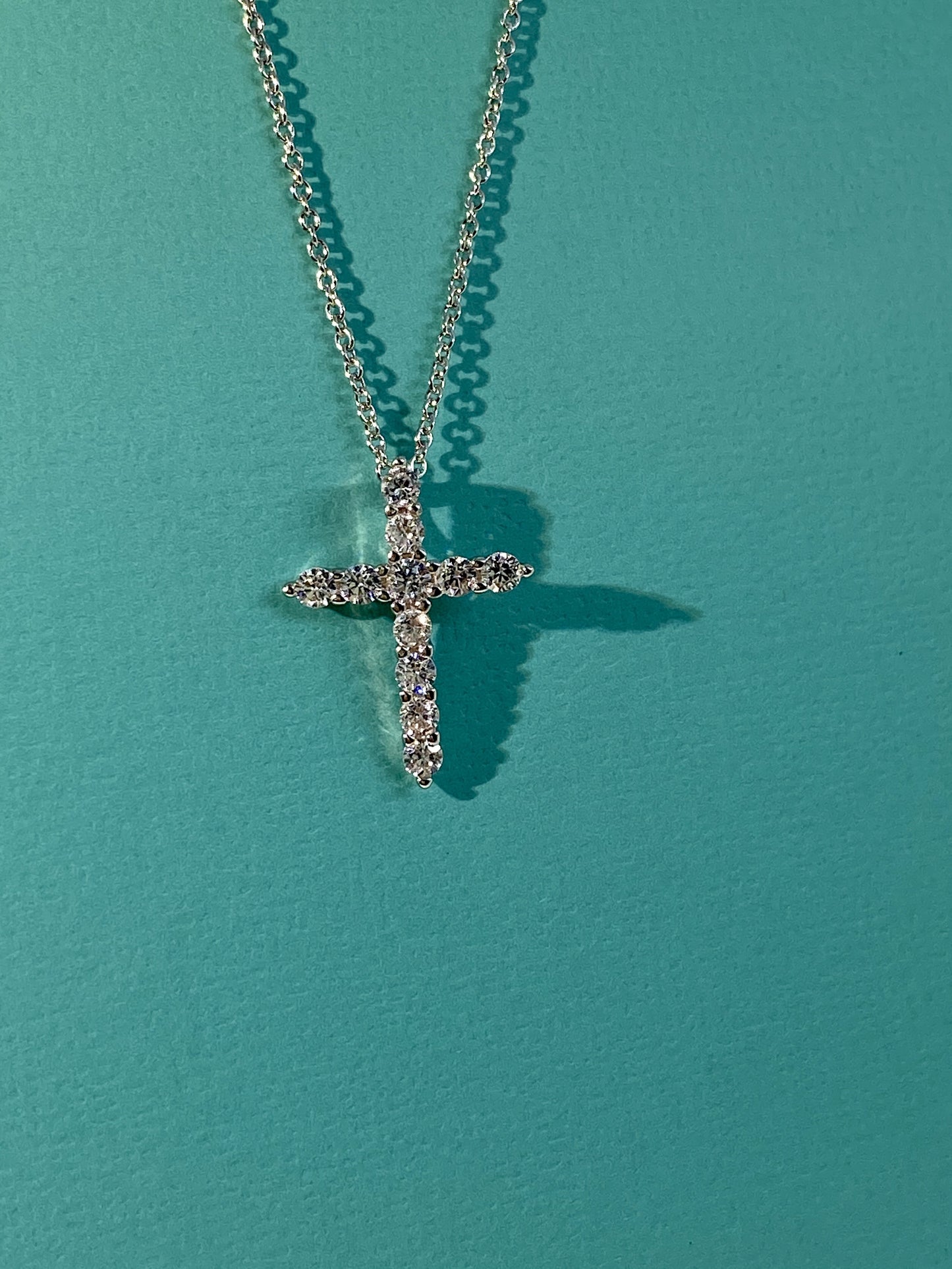 Bling Cross w/chain
