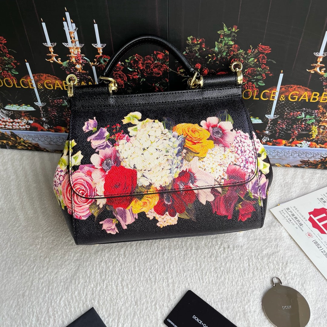Ornate Bouquet Bag