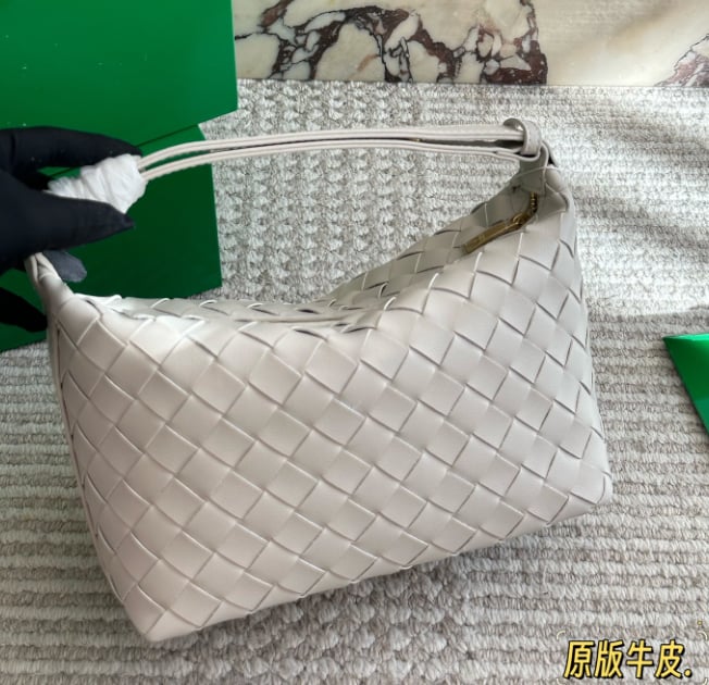 Small Woven Handbag