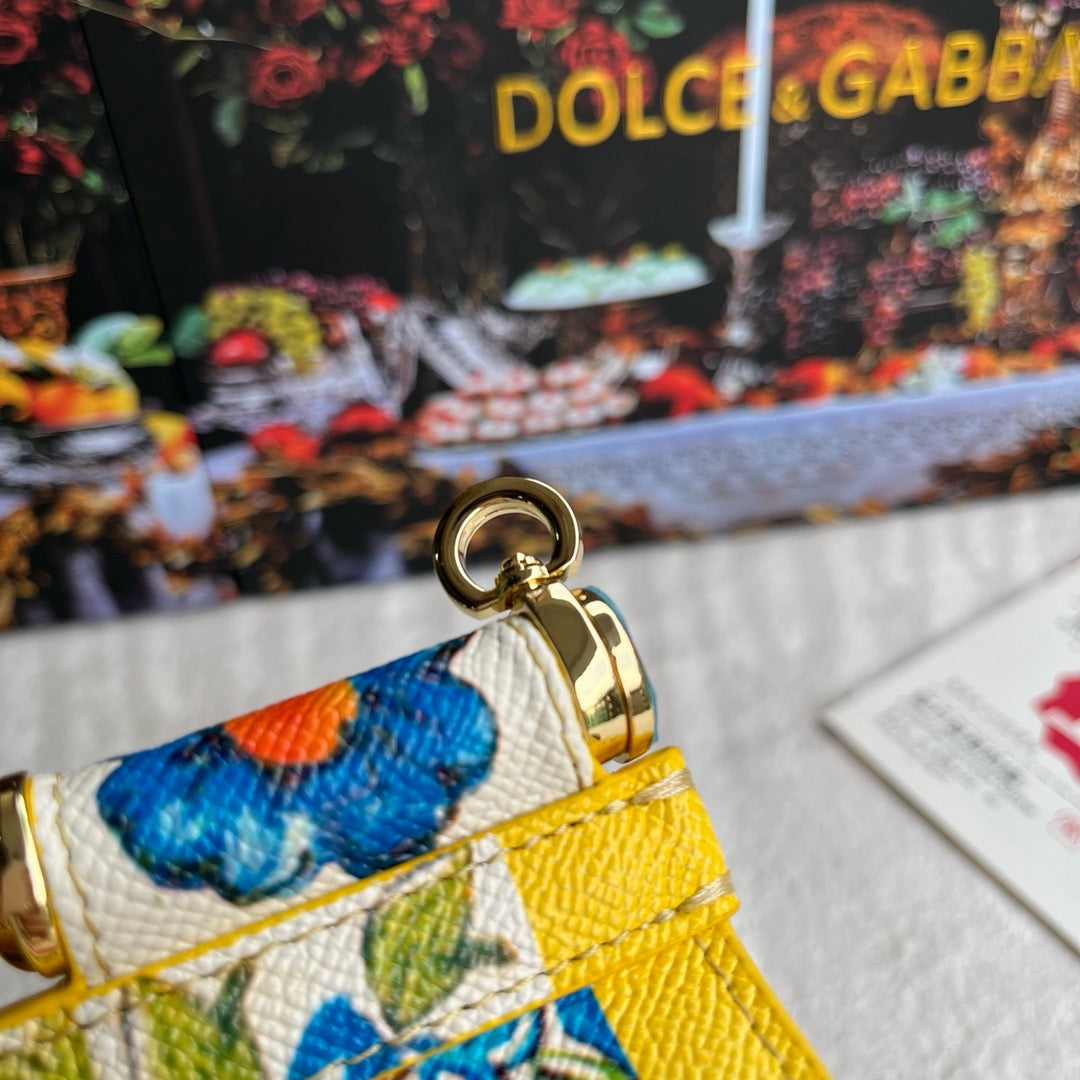 Wild Mediterranean Tile Handbag