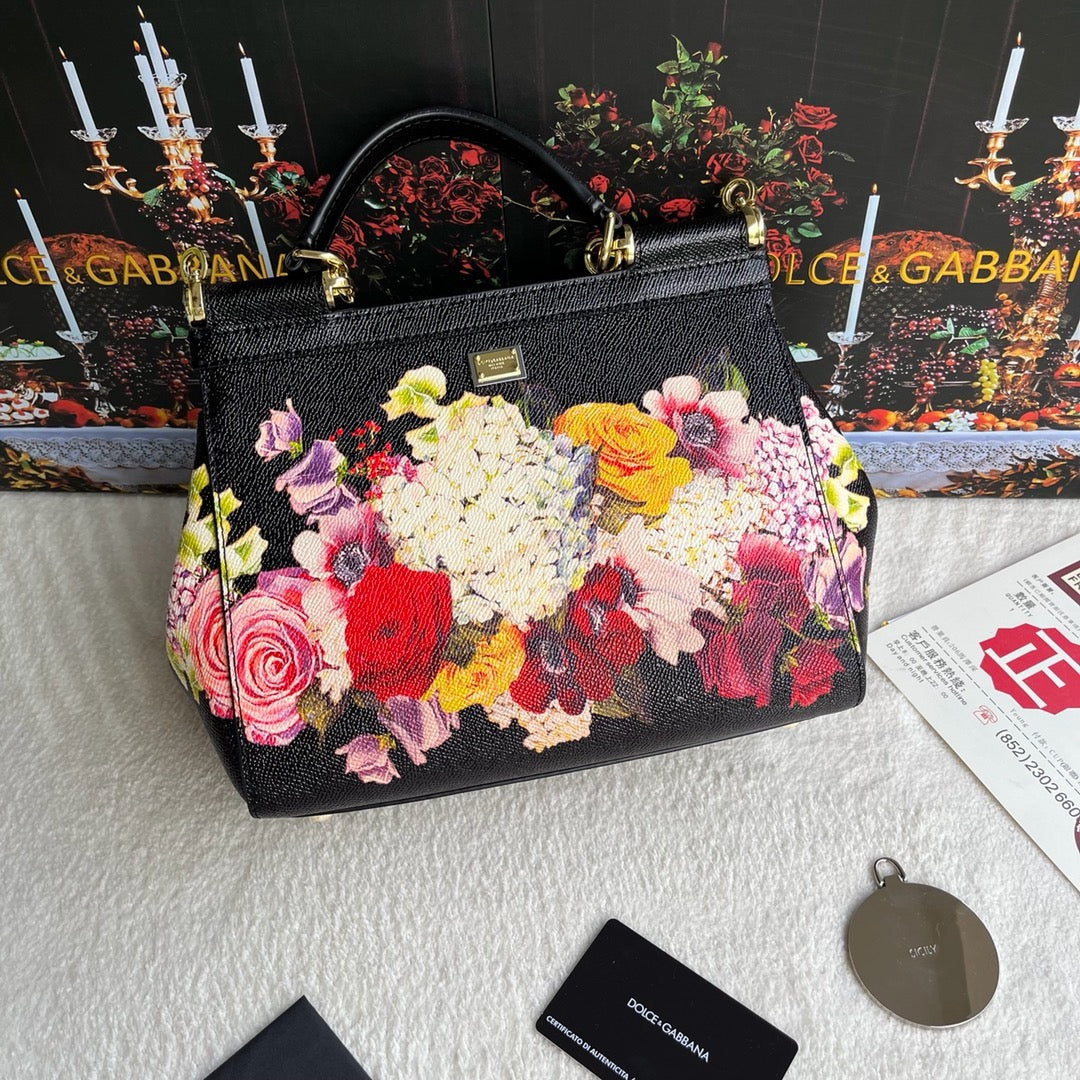 Ornate Bouquet Bag