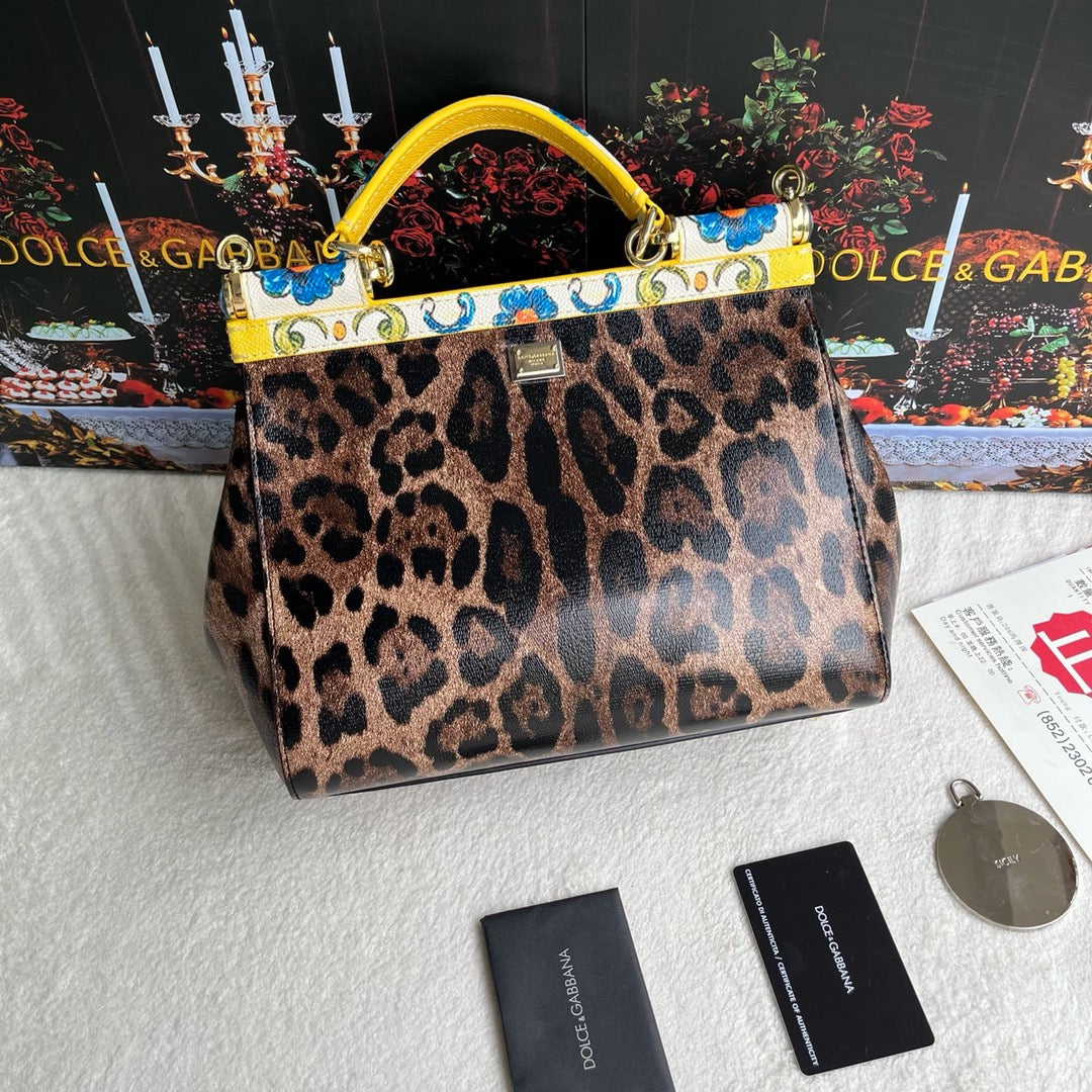 Wild Mediterranean Tile Handbag