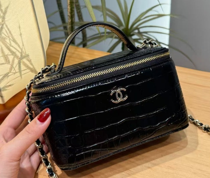 Textured Vanity Bag