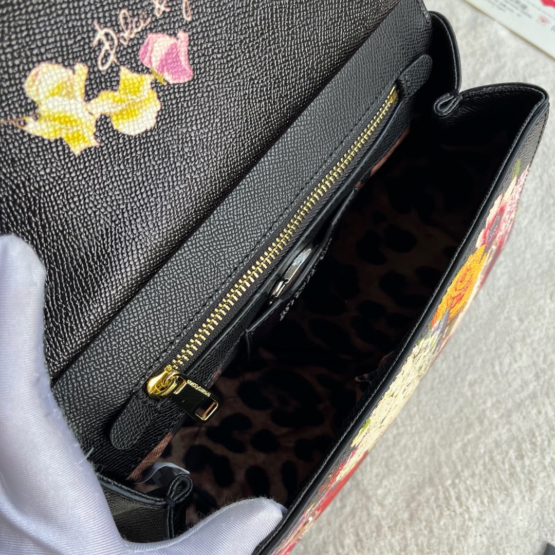 Ornate Bouquet Bag