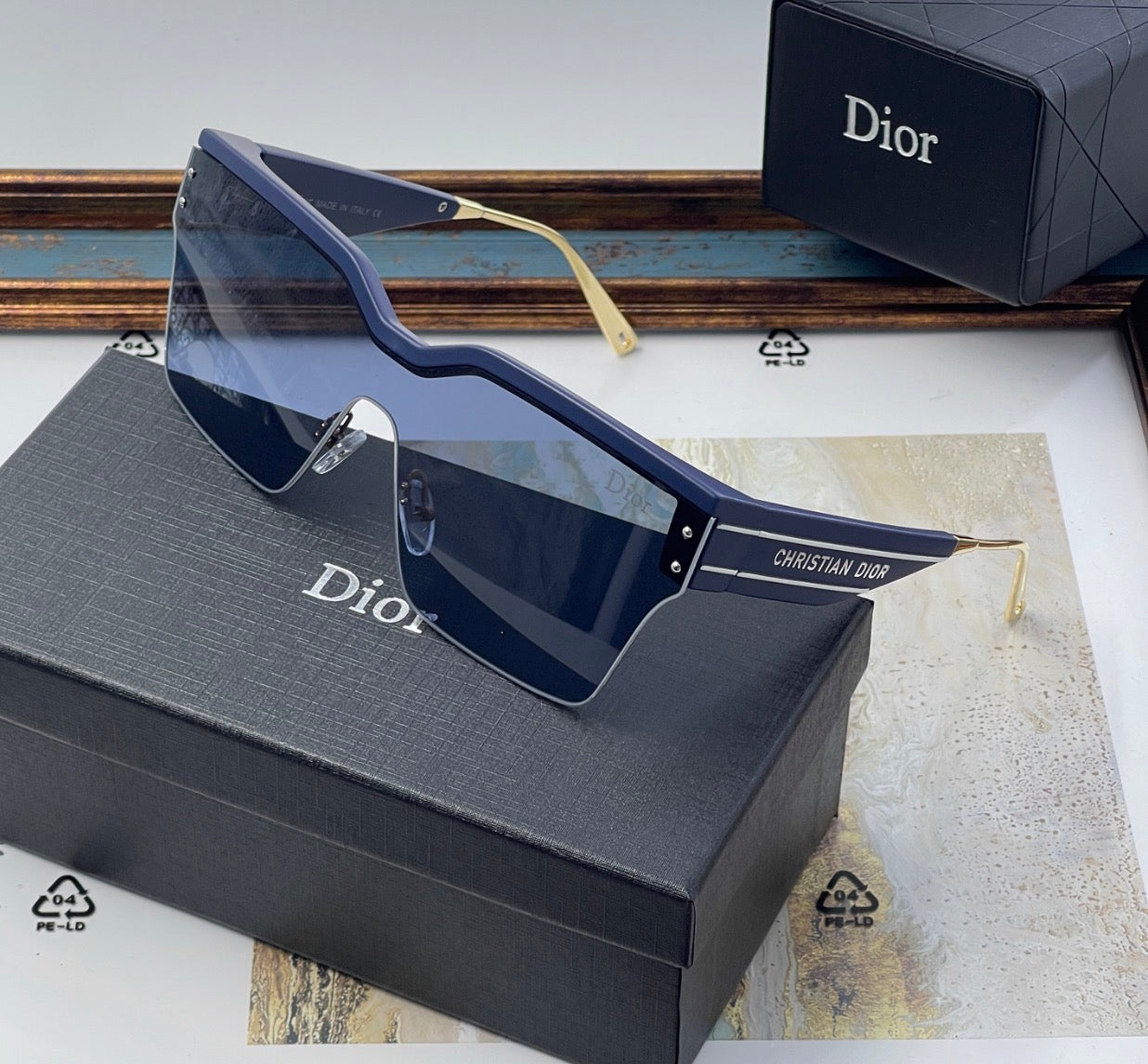Oversized Mask Shield Sunglasses