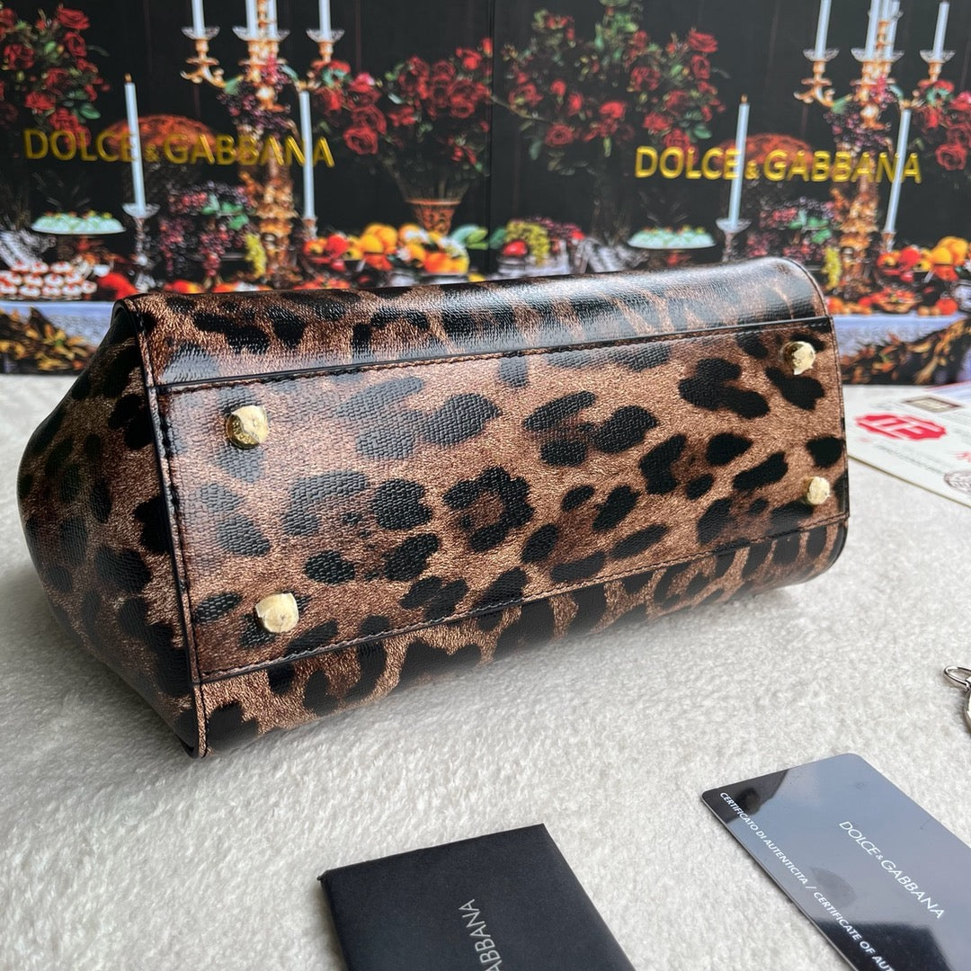 Wild Mediterranean Tile Handbag
