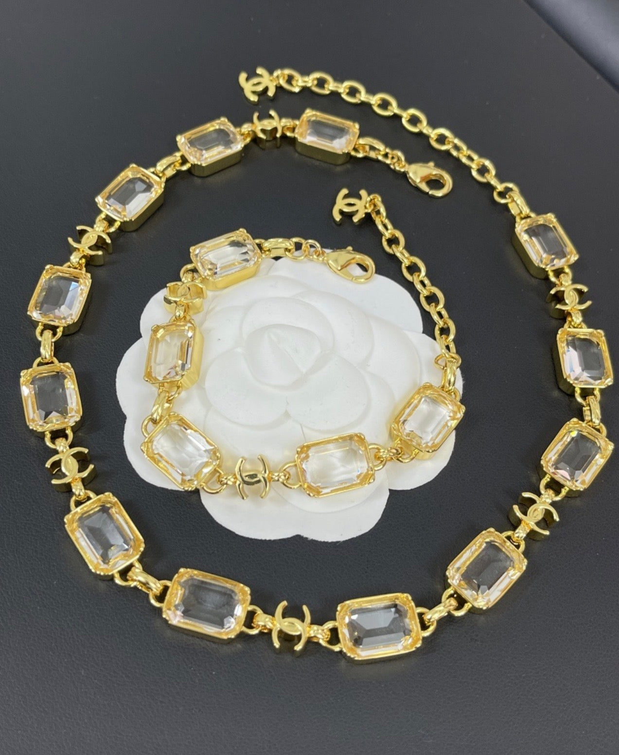 Elegant Set (Sold separately)