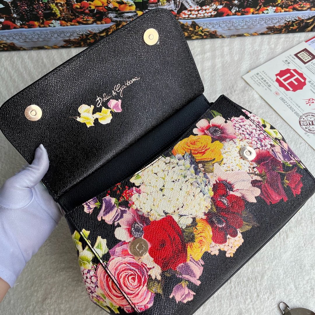 Ornate Bouquet Bag