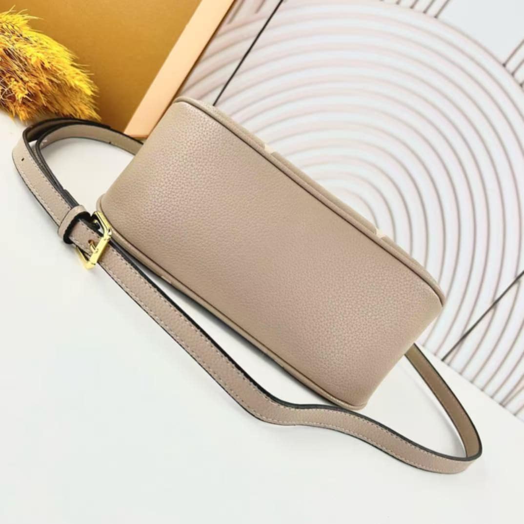 Mono Design Shoulder Bag