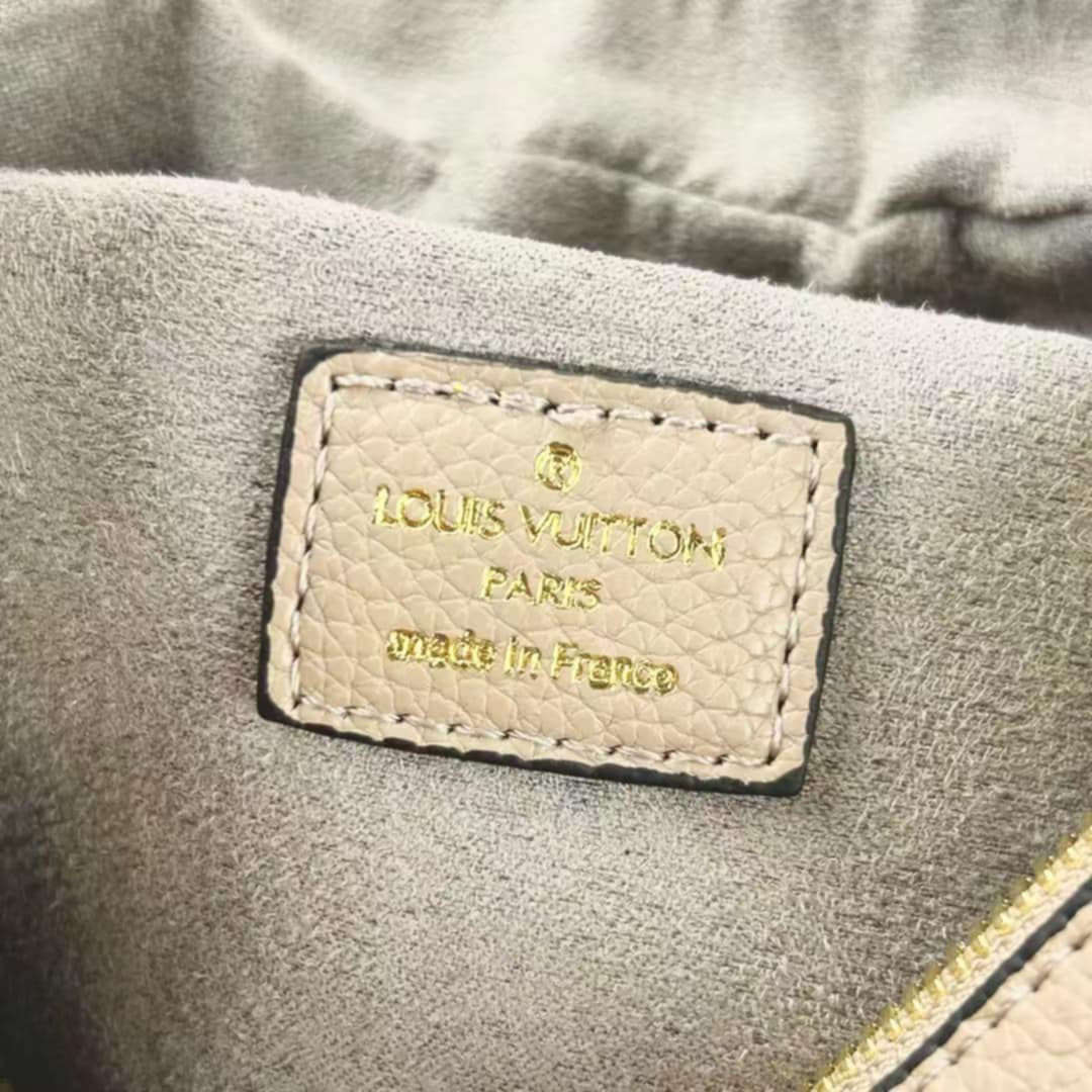 Mono Design Shoulder Bag