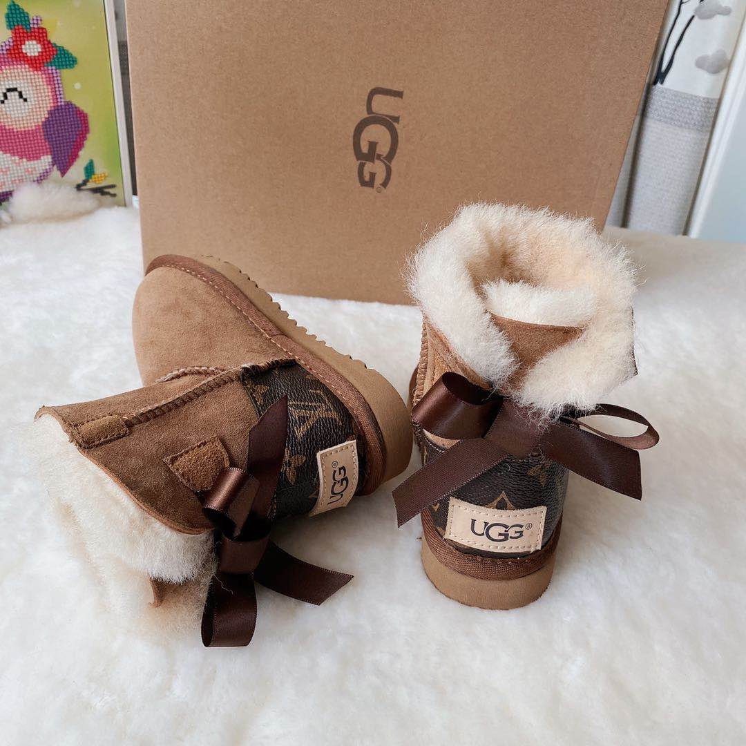 Brown Fuzzy Winter Boots - Kids